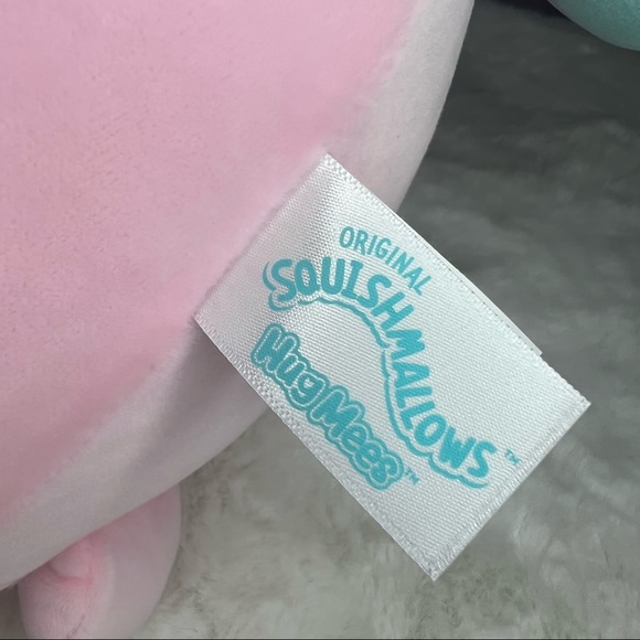 NEW Squishmallows Ilene the Unicorn Hug Mees Valentines Special Edition 2022 - Picture 7 of 12